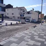 Majer 2 Apartmán *